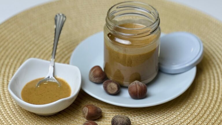 Pasta di nocciola fatta in casa: scopri la ricetta facile in pochi passi!
