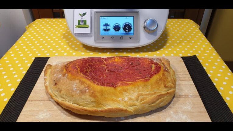 Impasto calzone Bimby: la ricetta veloce e semplice che conquisterà il tuo palato!