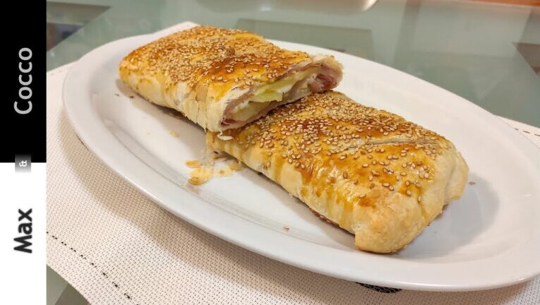Strudel salato: la ricetta irresistibile con pasta sfoglia e speck!