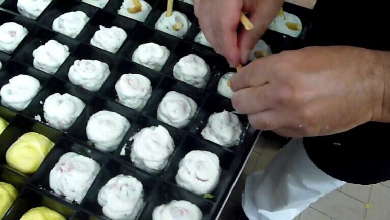 Finger Food Dolci: 5 Ricette Veloci di Bicchierini Sfiziosi!