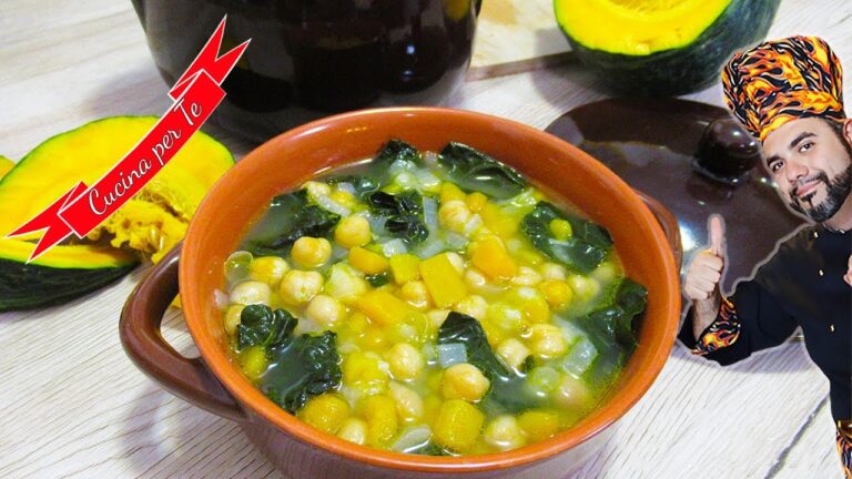 La zuppa autunnale perfetta: ricetta con cavoli nero e zucca