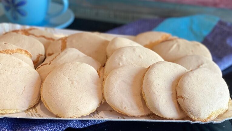 Savoiardi esplosivi: la ricetta dei tradizionali biscotti siciliani con ammoniaca