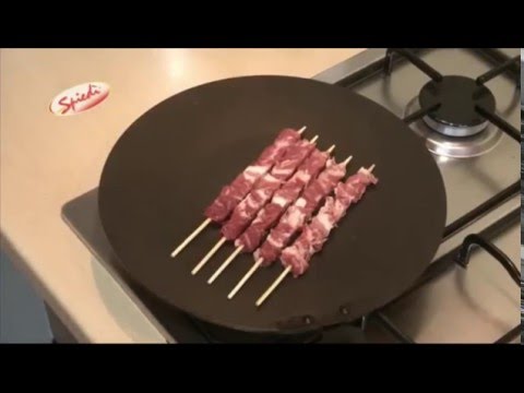Arrosticini al top: la padella antiaderente per una cottura perfetta!