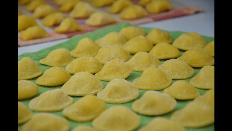 Anolini di Parma vegani: la ricetta senza carne irresistibile!