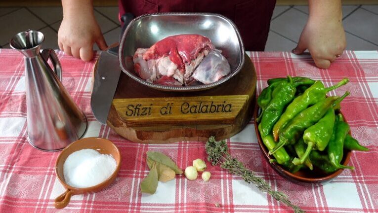 Gustoso capretto in padella alla calabrese: una ricetta tradizionale da provare!