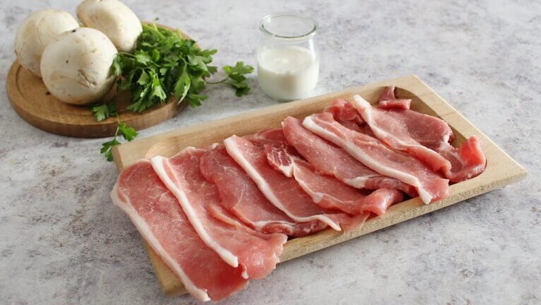 Fette di larista di maiale in padella: la ricetta facile per un piatto squisito
