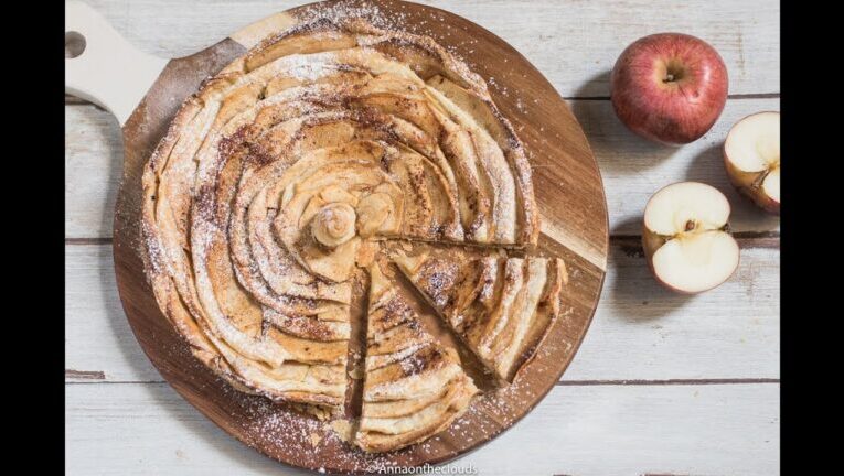 Pasticciando con la pasta sfoglia: dolci rotondi con mele e zucchero di canna