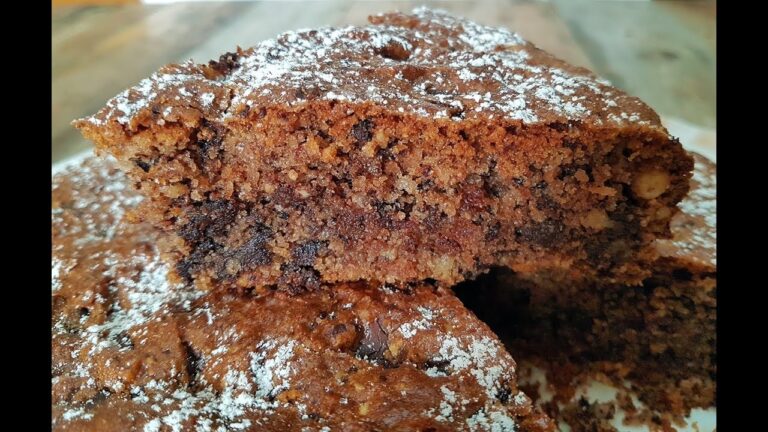 La torta di frutta secca mista e cioccolato: il dolce perfetto per una golosa sorpresa!