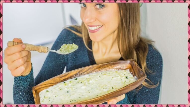 La dolce tradizione: scopri il segreto della minestra di latte della nonna