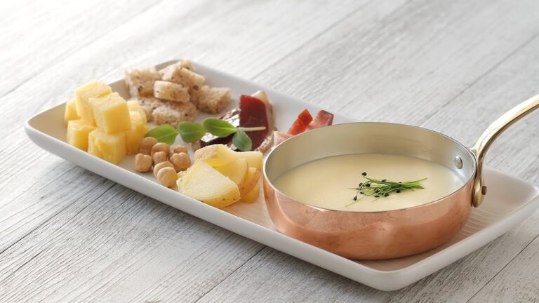 Deliziosa Fonduta di Formaggio: il Perfetto Accompagnamento alla Polenta