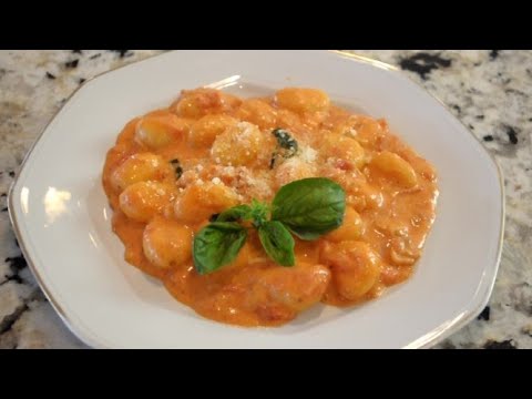 Delizioso sugo per gnocchi: il tocco irresistibile della pancetta