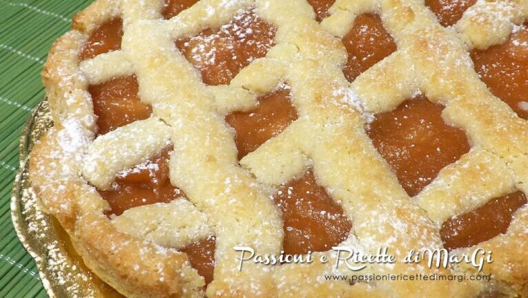 Crostata di Mele Cotogne: Un’incredibile Morbidezza!