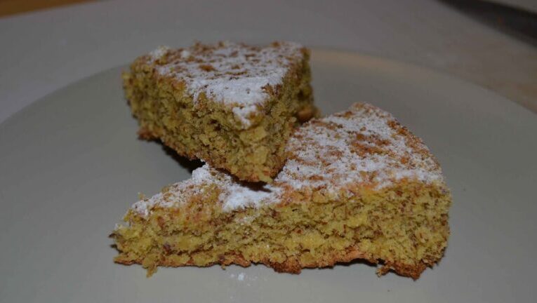 Senza farina, la sorprendente torta di mandorle del Dottor Mozzi: un dolce da provare!