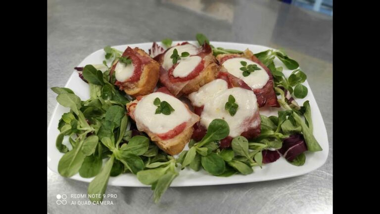 I Crostini Mozzarella e Prosciutto: un delizioso connubio di sapori al forno!