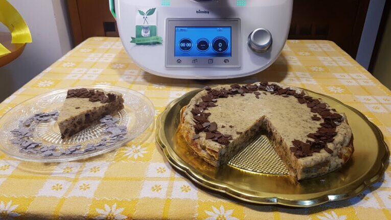 La pizza di ricotta pugliese irresistibile: prova la ricetta facile con il Bimby!