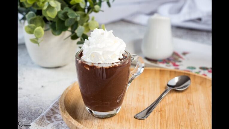 Segreto goloso: goditi una cioccolata calda cremosa, senza maizena!