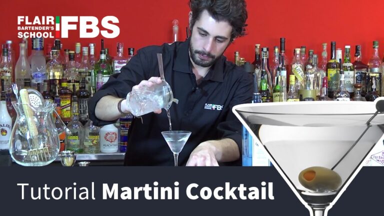 Scopri il segreto del Martini Bianco liscio: il gusto inconfondibile in un solo sorso!