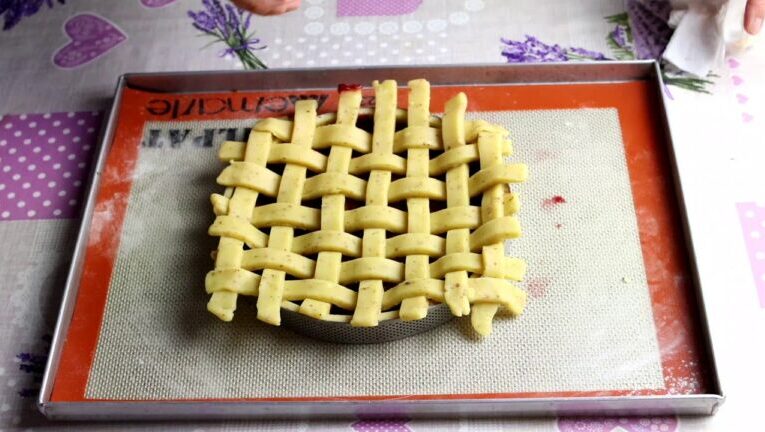 Crostata: Le particolari decorazioni che sorprenderanno i tuoi invitati!