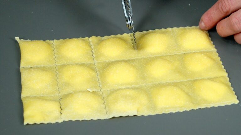 Ravioli Esplosivi: la Sfida Irresistibile dei Ravioli Ripieni di Carne Macinata e Ricotta