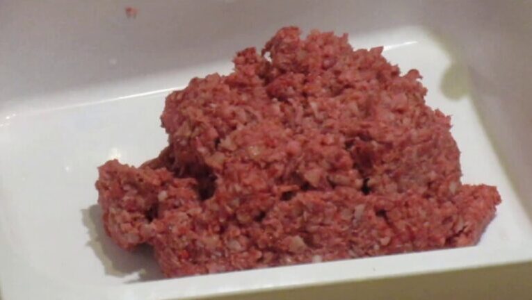 Sorprendente: scopri il reale costo del cotechino al kg in un’indagine sconvolgente!