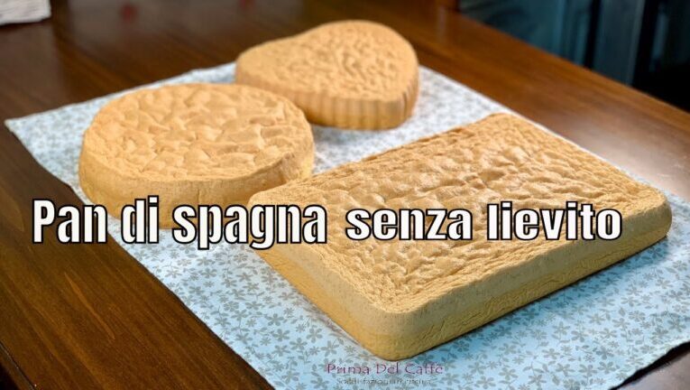 Pan di Spagna irresistibile: 10 uova per una torta rettangolare