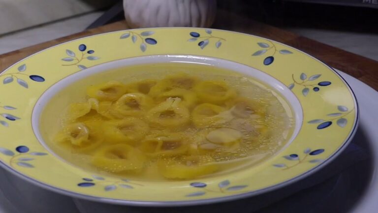 Brodo pronto: tutti i segreti e usi in 5 minuti!