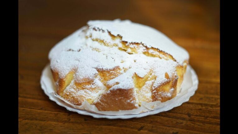 La torta di ricotta più sofficissima mai provata: una delizia light!
