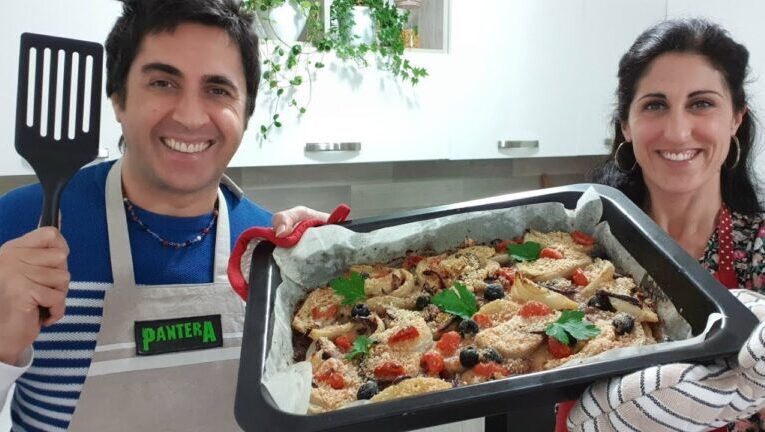 Finoçchi gratinati: il segreto per un piatto irresistibile con pomodorini e olive!