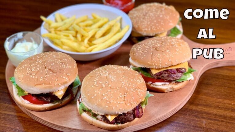 Il segreto degli hamburger: cipolla cruda o cotta?