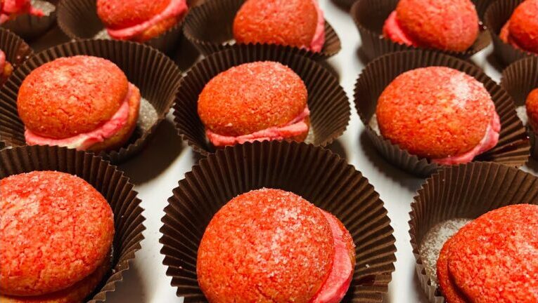 Scopri le deliziose varianti delle pesche dolci: un gustoso viaggio in 70 caratteri!