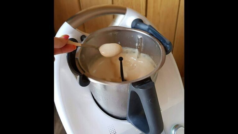 Sorprendi con la deliziosa crema al caffè bimby arricchita di panna