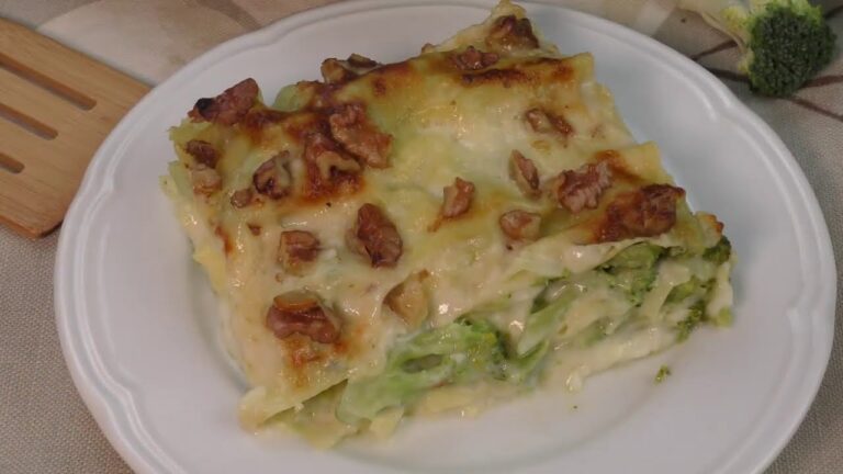 Lasagne saporite: la ricetta perfetta con broccoli e besciamella!