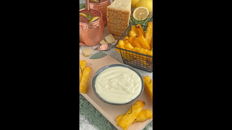 Il segreto goloso per una polenta irresistibile: la deliziosa crema di formaggio!