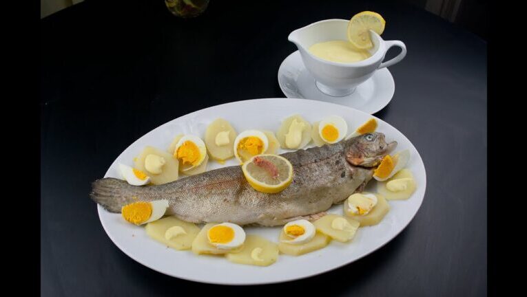 Deliziosa trota lessa: l’abbinamento perfetto con la maionese homemade!