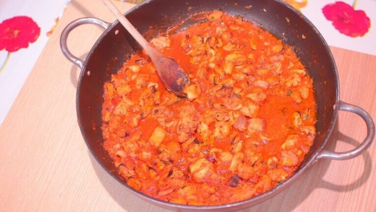 10 irresistibili ricette per valorizzare la zuppa di pesce surgelato: gusti e sorprese in 30 minuti!