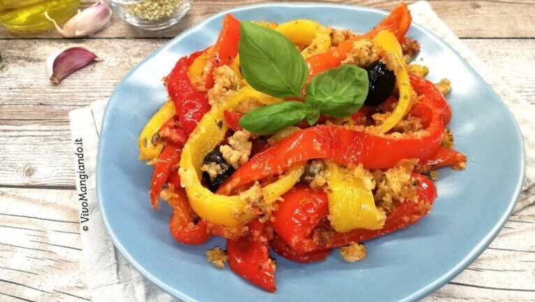 Peperoni ammollicati al forno: la ricetta siciliana che conquista
