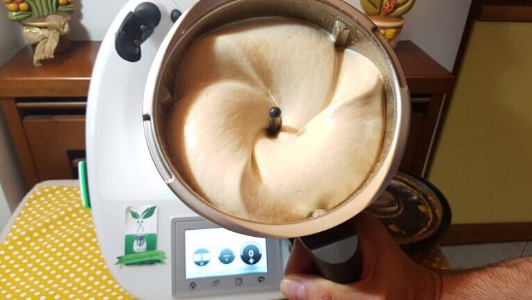 Il segreto del perfetto spumone al caffè: la ricetta del Bimby con caffè liquido